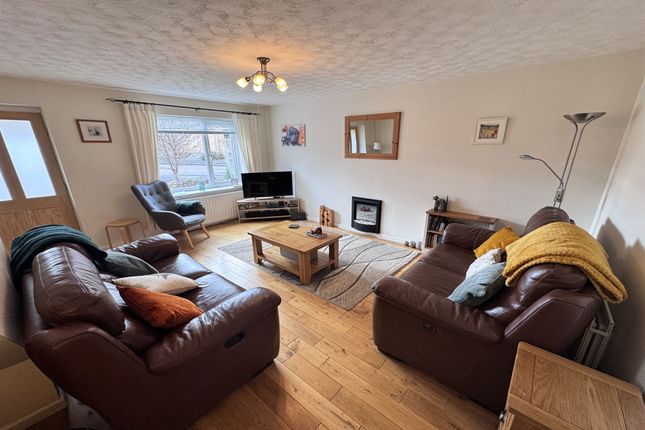 5 Sycamore Road, High Peak photo 2