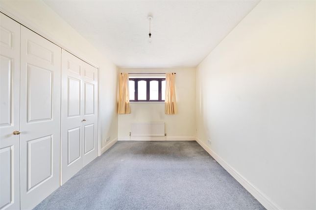 Terraced house for sale in Hatch Place, Kingston Upon Thames