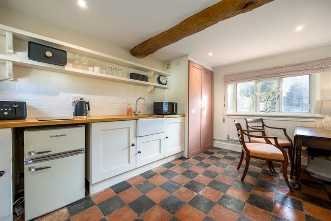 Annex Kitchen/Breakfast