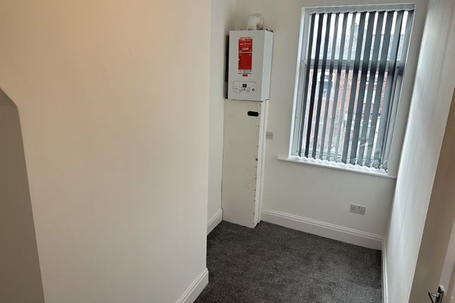 Terraced house to rent in Penn Street, Manchester