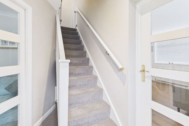 7, Dowgate Close, Tonbridge photo 4