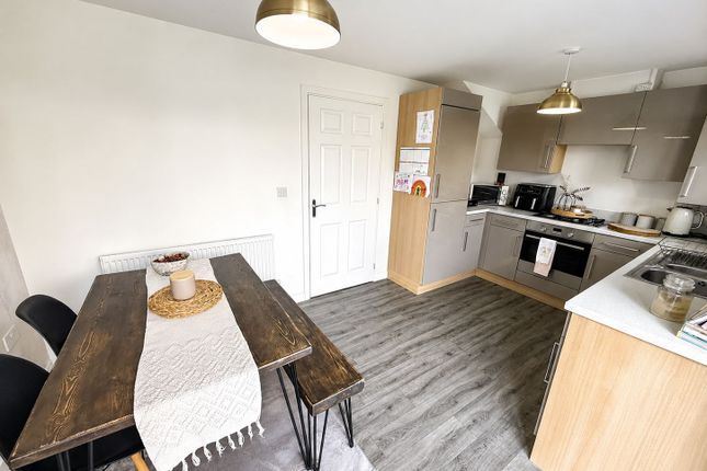 2A, Swainston Close, Middlesbrough photo 4