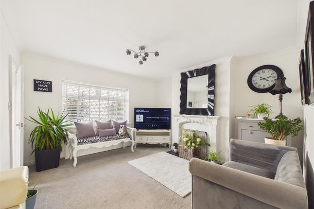 4, Anlaby Avenue, Hull photo 2