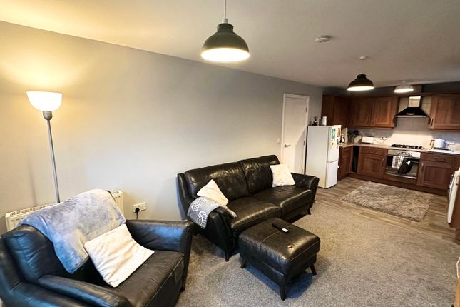 71, Leatham Avenue, ROTHERHAM photo 5