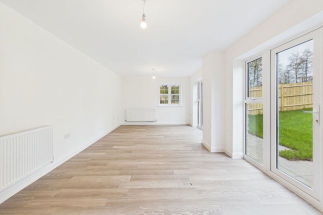 16, Red Kite Close, Calne photo 4