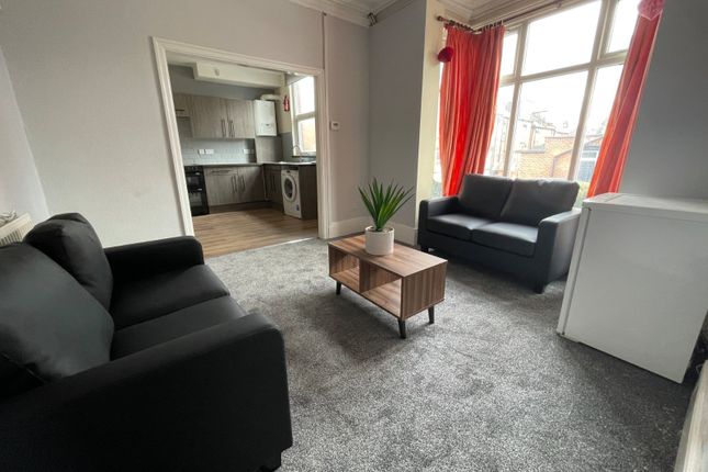 Trelawn Terrace, Leeds photo 3
