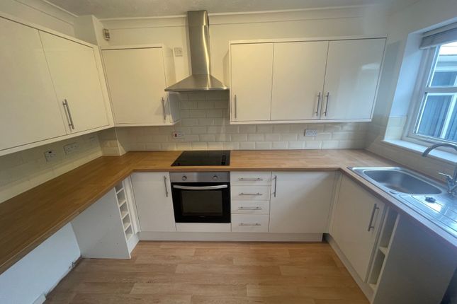 3, Ellerbeck Court, Hull photo 3
