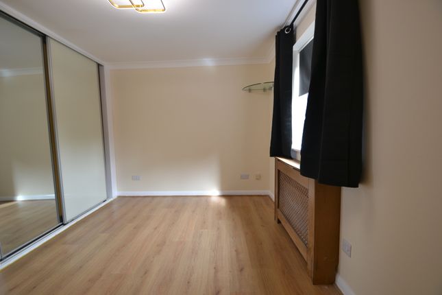 18, Corfe Place, Maidenhead photo 5