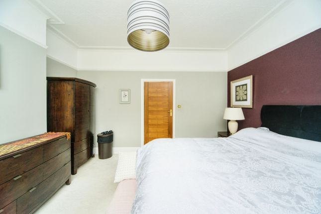 Flat for sale in Langdale Gardens, Hove, East Sussex