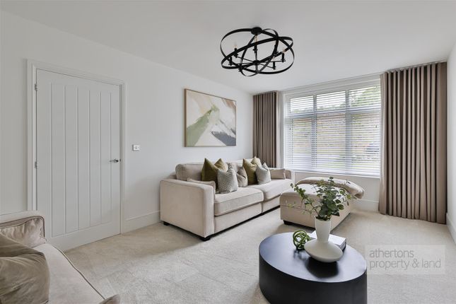 12, Bishops Wood Crescent, Whalley photo 4