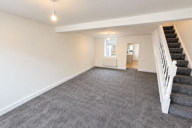 18 Wyndham Street, Treorchy photo 3