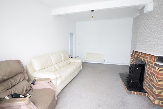 Tower Close, Pevensey Bay photo 2