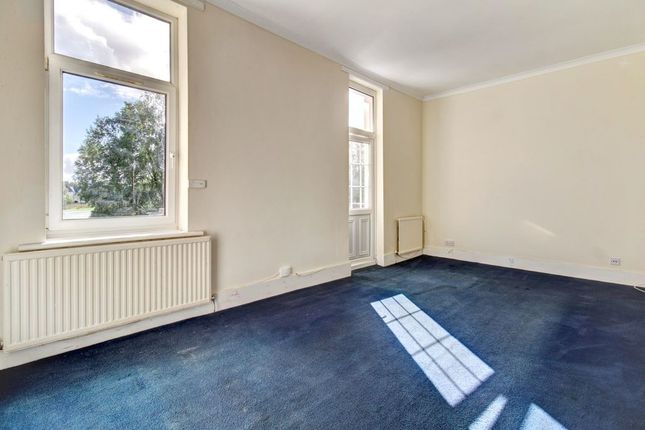 12, Laudervale Gardens, Balloch photo 2