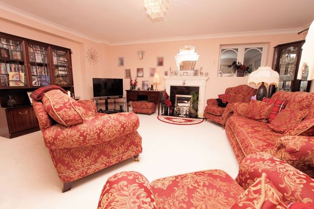 3, Dalewood Road, Fareham photo 2
