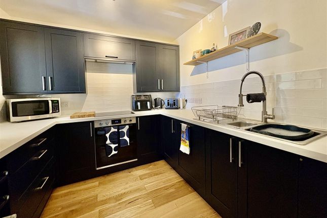 22 The Mews, Catherine Court, Picton Street, Bristol photo 4