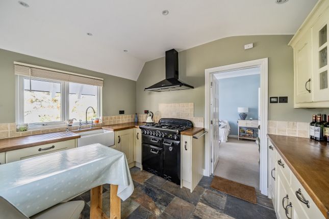 Flat 2, Seaton Burn,, Boughmore Road, Devon photo 3