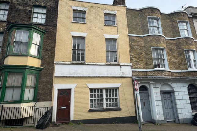 Town house to rent in Hardres Street, Ramsgate