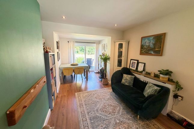3 Cliffe Road, Grantham photo 4