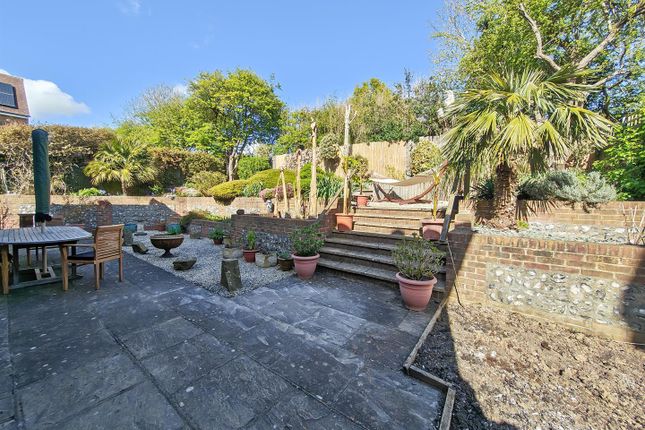 24, Old Nursery Close, Seaford photo 4