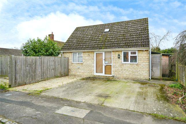 Thumbnail Bungalow for sale in Westlands Avenue, Weston-On-The-Green, Bicester