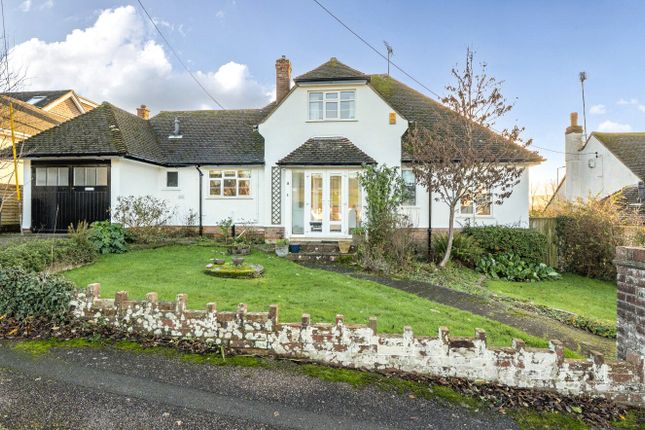 3-bed bungalow on 8, Stevens Cross Close, Devon, £550,000