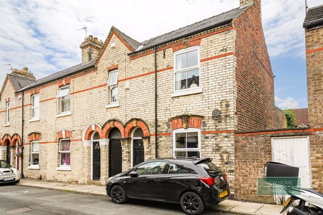 End terrace house for sale in Abbey Street, York