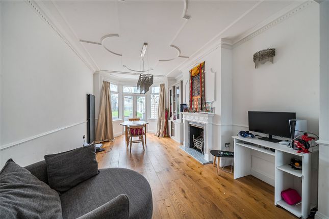 9, Rhodes Avenue, London photo 4