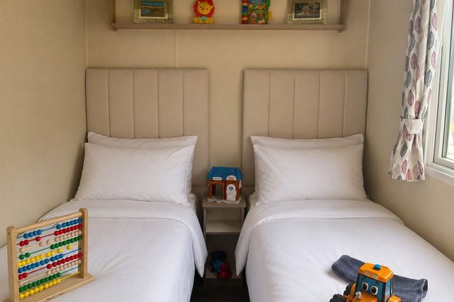 West Mersea Holiday Park, Seaview Avenue, Colchester photo 5