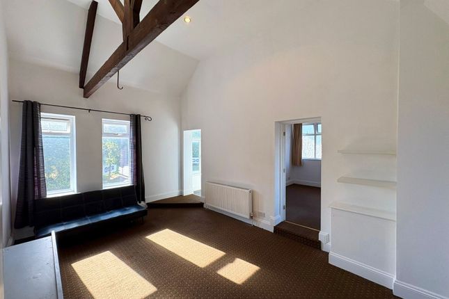 Flat 6, 56, Derby Street, Staffordshire photo 2