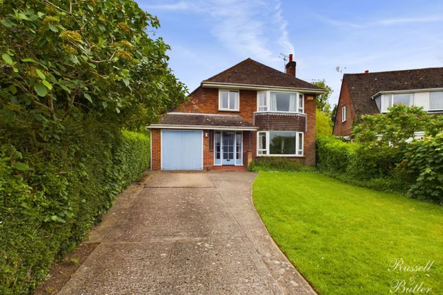 Thumbnail Detached house for sale in Highlands Road, Buckingham