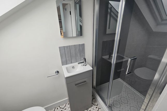 Room 6, Maidstone photo 2