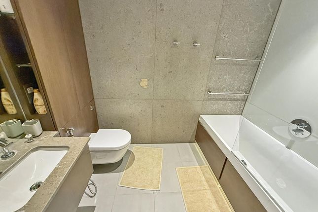 Apartment 28, Rothschild House, Brentford photo 3