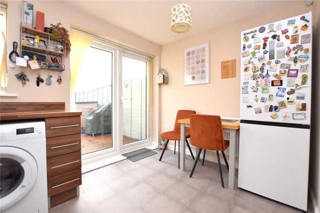 4, Pennwell Green, West Yorkshire photo 4