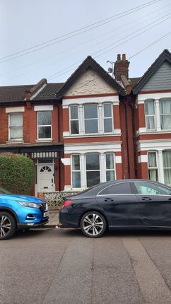 4-bed house on 5 Anerley Road, Westcliff on Sea, £425,000
