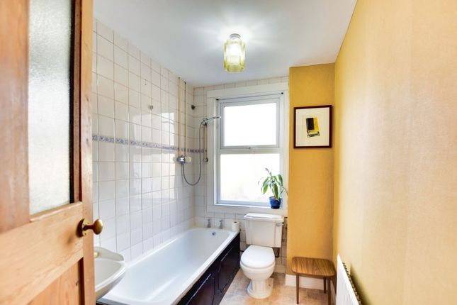 38 Sheridan Street, Leicester photo 3