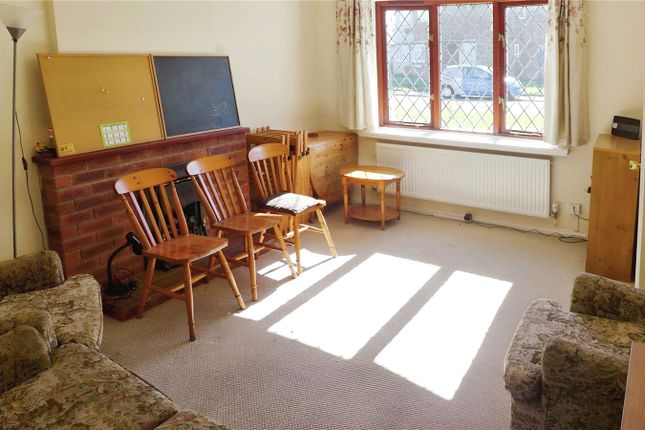 4, Grafton Court, Canley photo 2