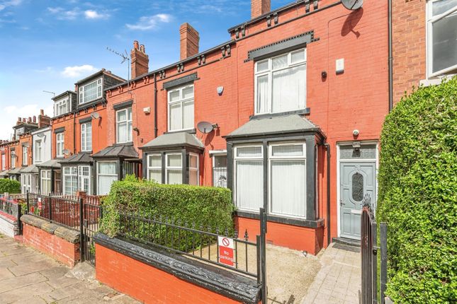 Terraced house for sale in Luxor View, Leeds