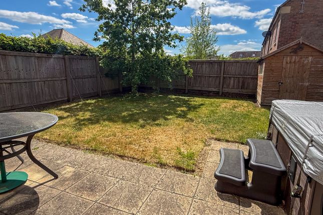 77, Capability Way, Thatcham photo 4