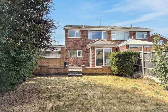 12 Ferndale, Ibstock photo 2