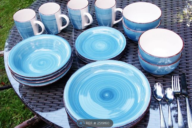 Good Quality Crockery &amp; Cutlery