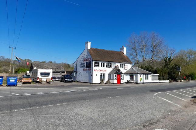 Thumbnail Pub/bar for sale in The Iron Bull Roadhouse, Water End, Old Basing, Basingstoke