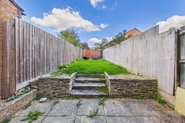 7 Eldridge Close, Abingdon photo 3