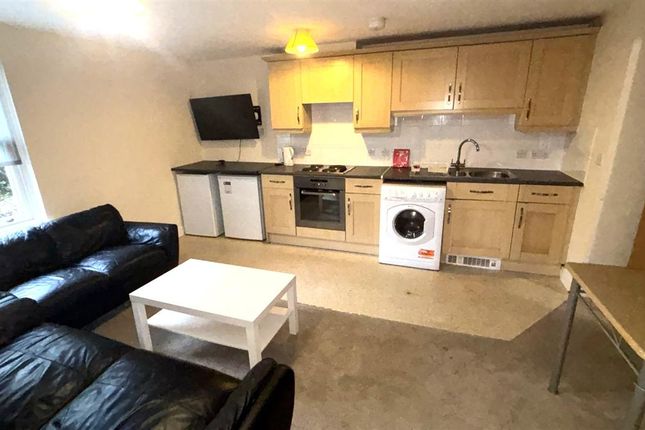 160, Bingley Court, Canterbury photo 2