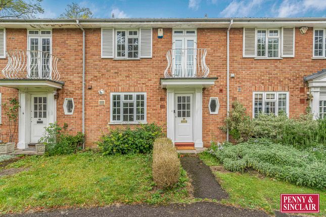 Thumbnail Terraced house to rent in Cunliffe Close, Oxford