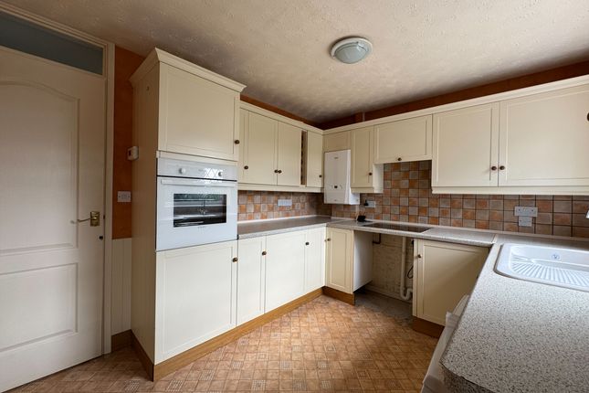 3, Ostler Close, GRANTHAM photo 3