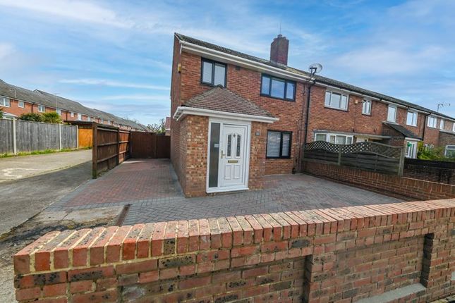 Thumbnail Terraced house to rent in Ramsdale Avenue, Havant