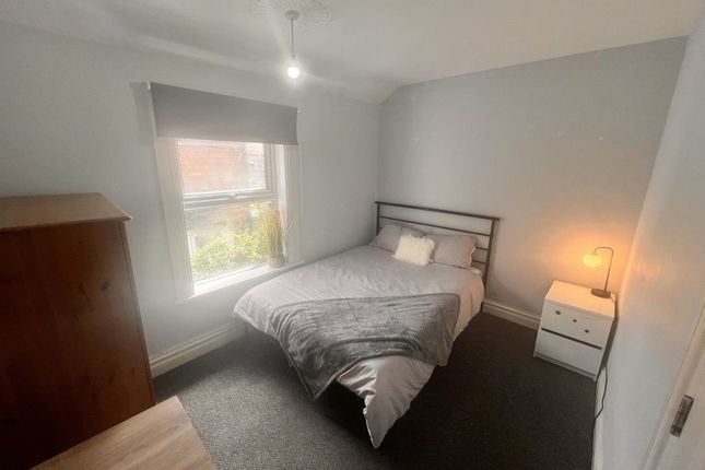 Thumbnail Room to rent in Rm 5, All Saints Road, Peterborough
