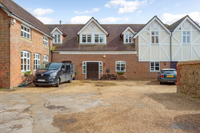 Thumbnail Terraced house for sale in Verdley Place, Haslemere