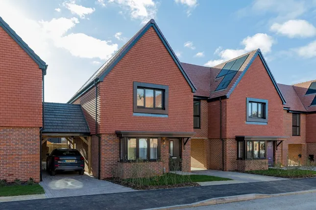 Taylor Wimpey - Friars Oak