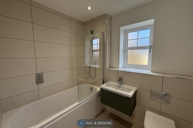 Monarch Place, High Street, Newington photo 2
